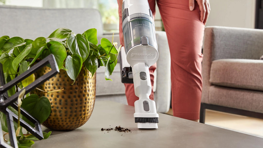 24V White Stick Vacuum with 5 Brush Accessories with 1 x 4Ah Battery &amp; Charging Station