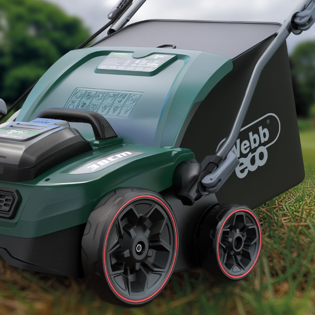 Webb 40V (2 x 20V)Cordless Scarafier Rake With 2 x 20v 4ah Batteries & Charger (NEW)